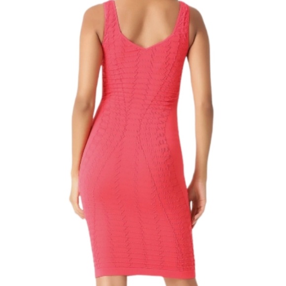 Bebe Dress - Picture 2 of 7